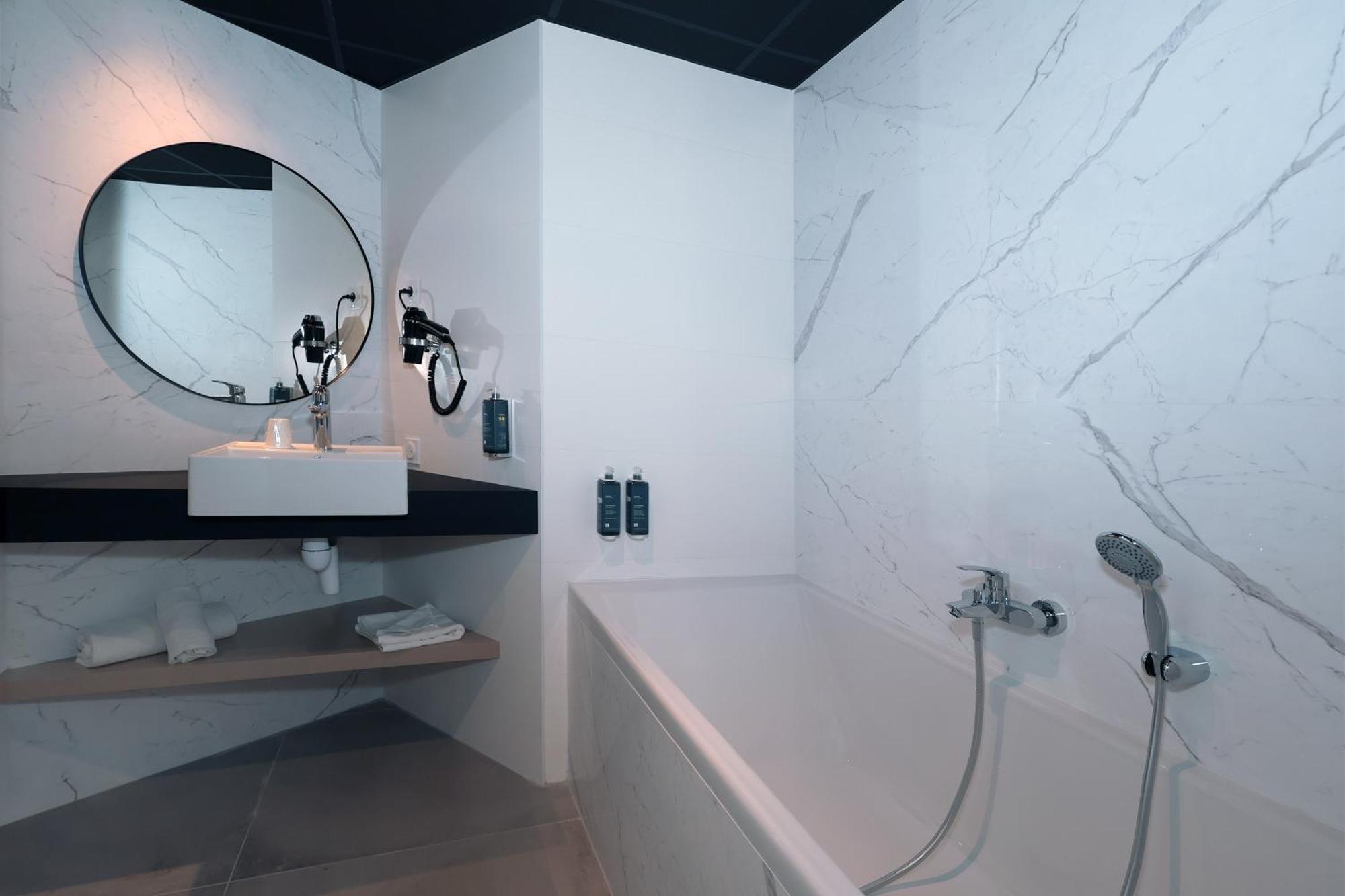 Le Nelioe Hotel Aix-en-Provence Luaran gambar